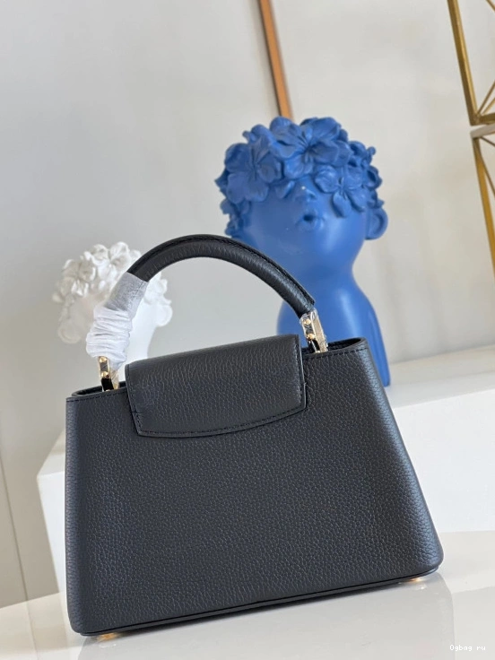 LOUIS VUITTON CAPUCINES BB 0727